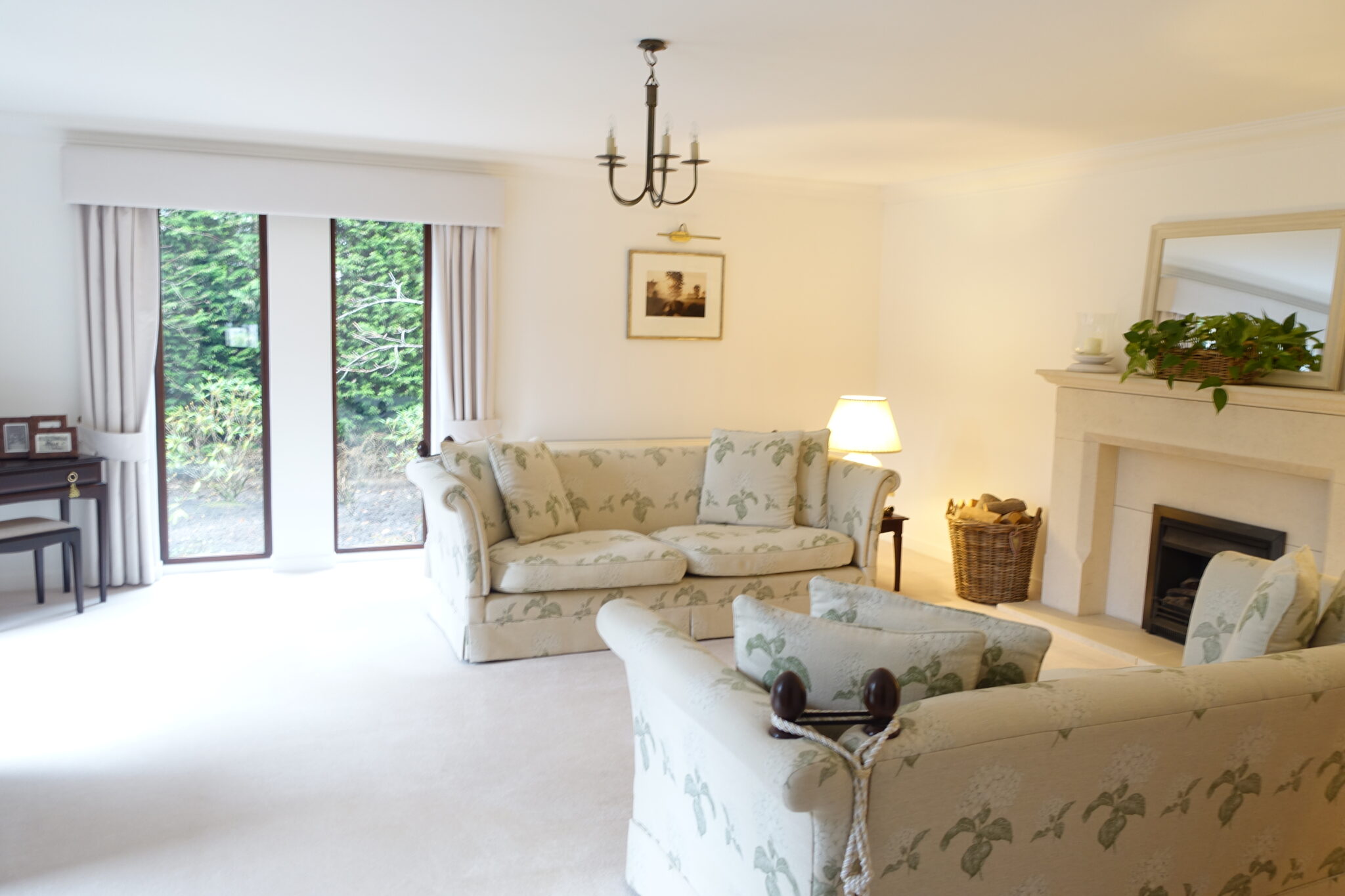 20 Gleneagles Court, Whitburn Sneddons SSC Solicitors & Estate