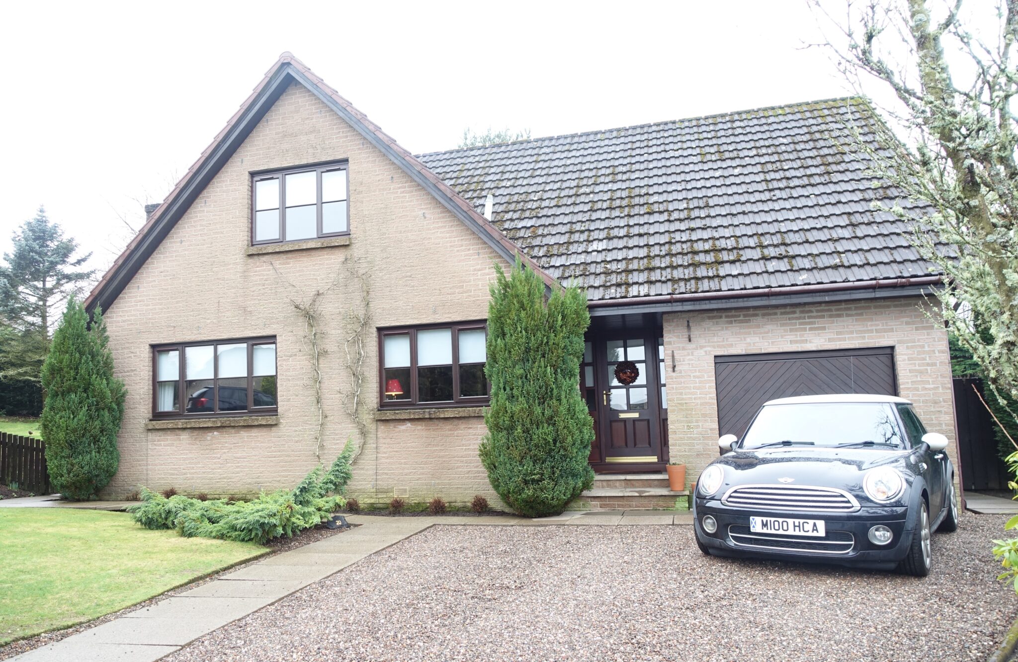 20 Gleneagles Court, Whitburn Sneddons SSC Solicitors & Estate
