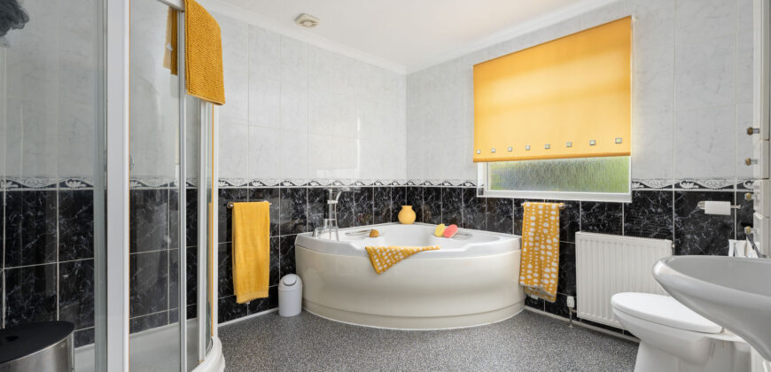 3 Eastertoun Gardens, Armadale, EH48 3RH
