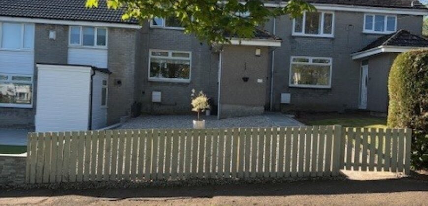 17 Renwick Place, Lanark. Ml11 7EB