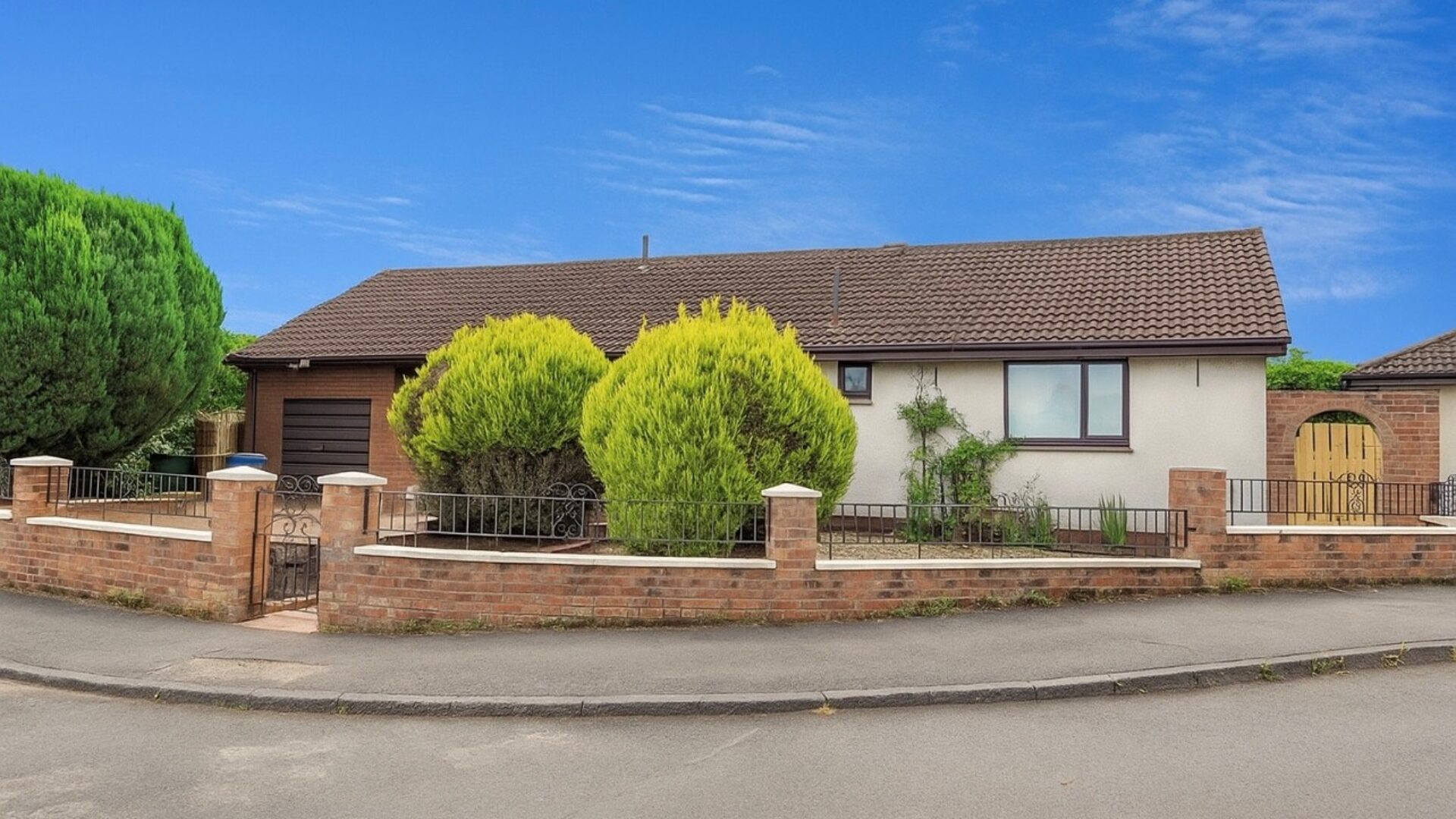 2b Eldrick Avenue, Fauldhouse, EH47 9BB