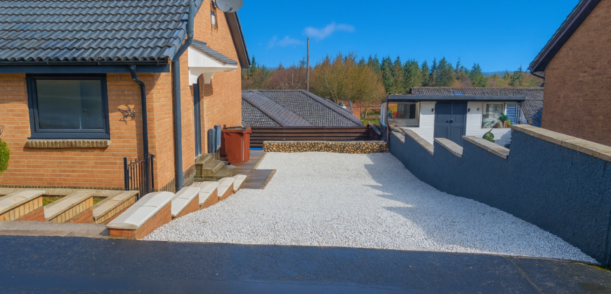 15 Almond Terrace, Harthill, ML7 5PF