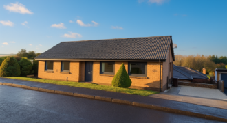 15 Almond Terrace, Harthill, ML7 5PF