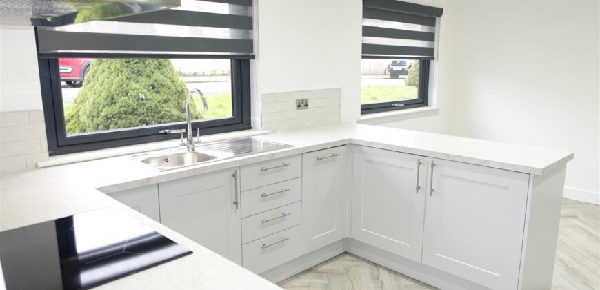 15 Almond Terrace, Harthill, ML7 5PF