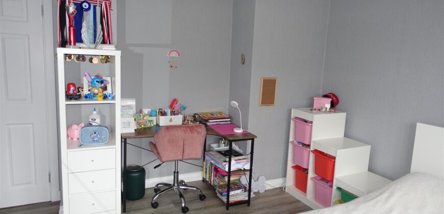 18 South Park, Armadale, EH48 3LF