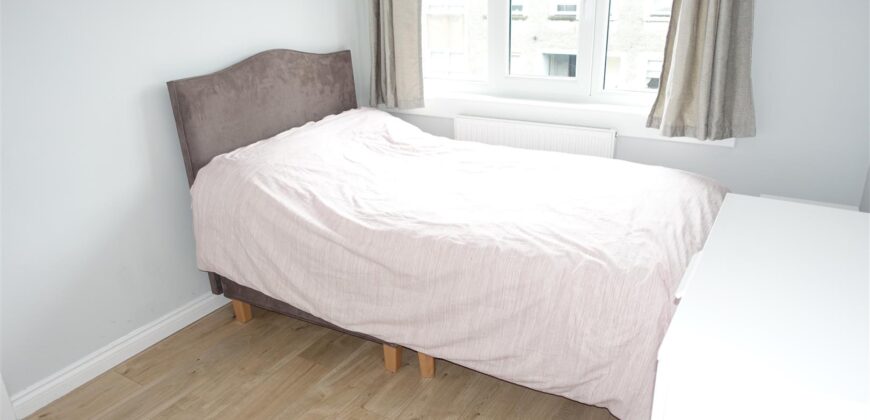 18 South Park, Armadale, EH48 3LF