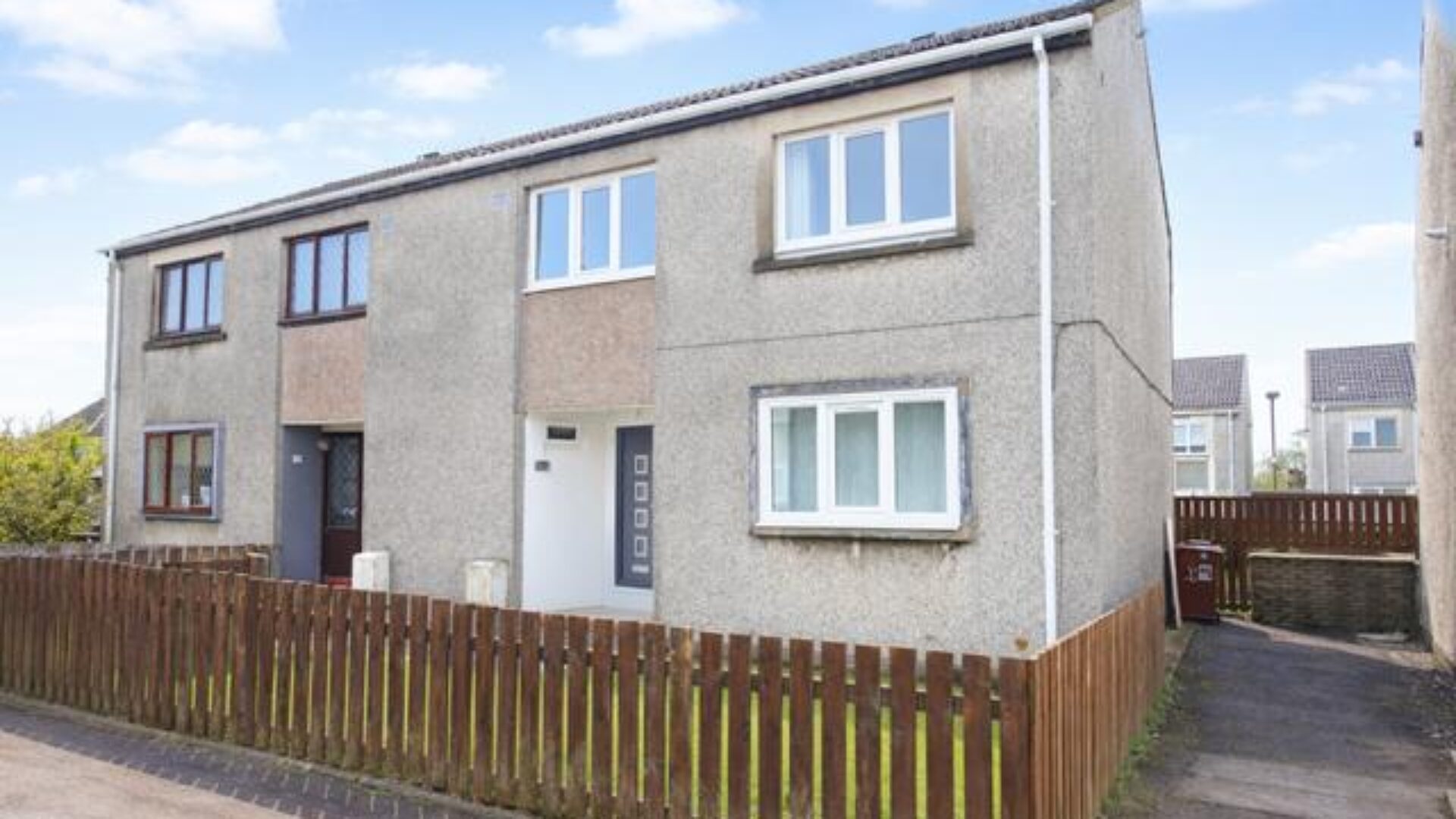 18 South Park, Armadale, EH48 3LF