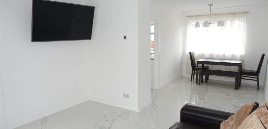 18 South Park, Armadale, EH48 3LF