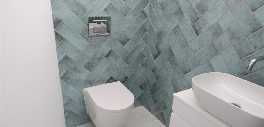 18 South Park, Armadale, EH48 3LF